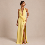 Vega – rochie lungă cu decolteu adânc