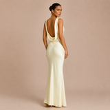Paula - Rochie maxi satinat cu decolteu în formă de cascade și siluetă sirenă
