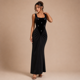 Gabriella – rochie lungă neagră cu detalii structurale