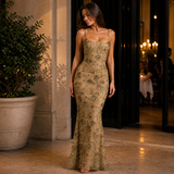 Sara – rochie sirenă brodată