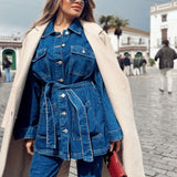 "Emersyn | Ochelari de soare sofisticati" poate fi reformulat ca "Emersyn | Ochelari de soare eleganți".