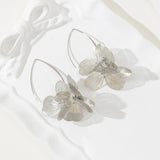 Flora Dangle — Cercei Pendentivi cu Floare 3D
